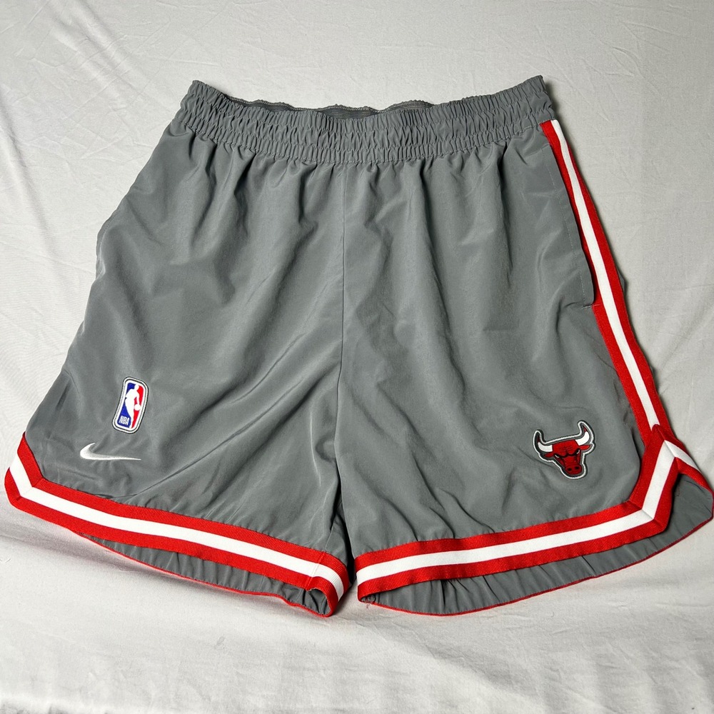 Nike NBA Chicago Bulls Dri-FIT Basketball Shorts Grey Red White Mens Large